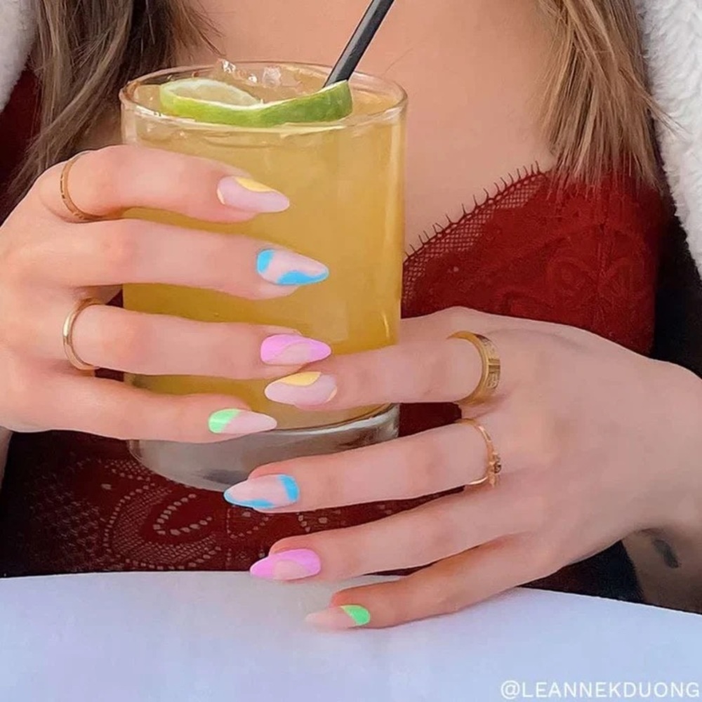2 for $24 - Glamnetic Press On Nails - Rainbow Puff - Picture 2 of 5